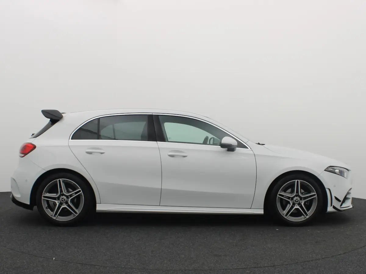 180 Business Solution AMG A45 AMG LOOK / WIDESCREEN / FULL LED / CARPLAY / CAMERA / STOELV