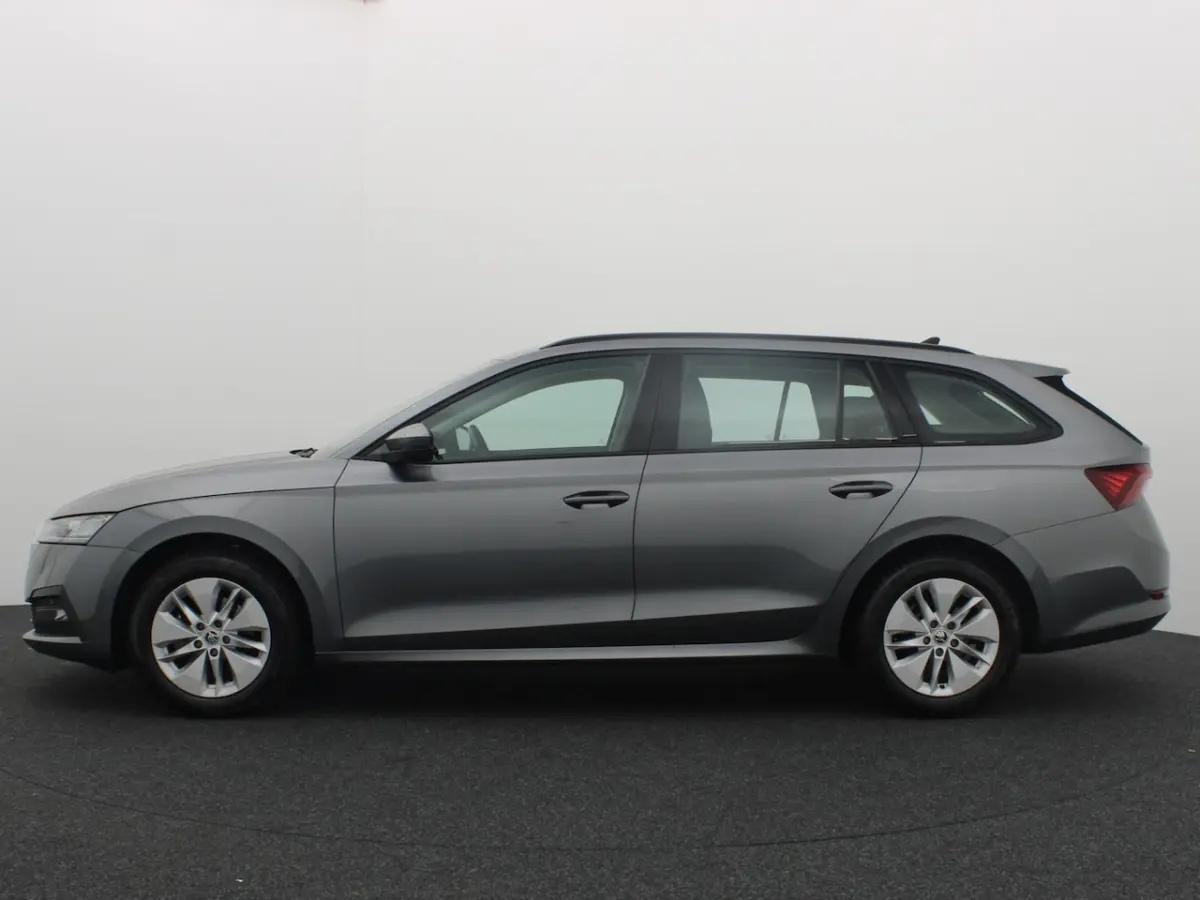 1.5 e-TSI Business Edition AUTOMAAT / TREKHAAK / CARPLAY / FULL LED / KEYLESS / CLIMA / PD