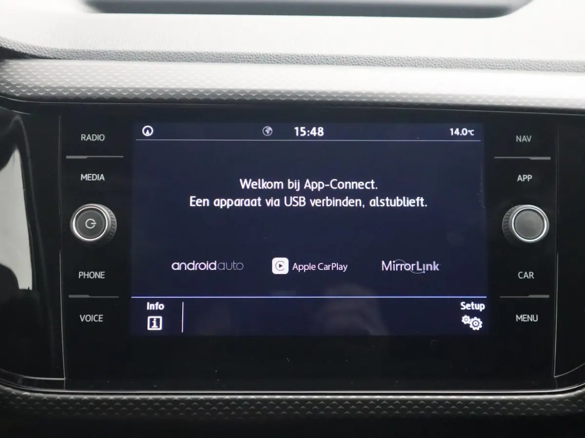 1.0 TSI Life TREKHAAK / NAVI / CLIMA / CARPLAY / PDC / BLUETOOTH / DAB+ / ACC / NL-AUTO