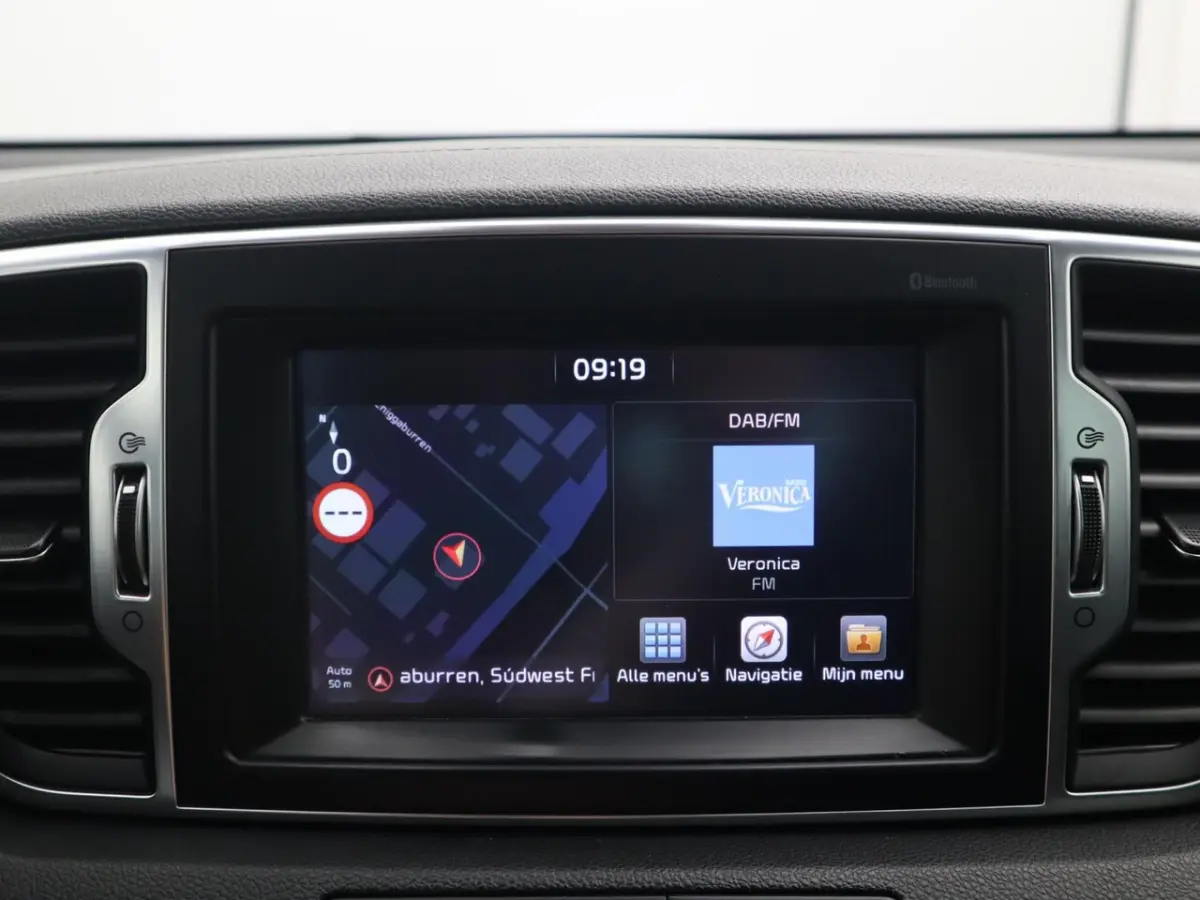 1.6 GDI DynamicLine CARPLAY / CAMERA / NAVI / CLIMA / PDC / BLUETOOTH / CRUISE / NL-AUTO