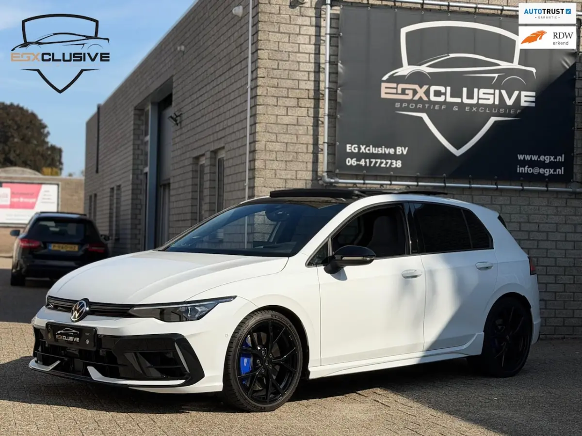 2.0 TSI 4Motion 8.5R Akra/Pano/H&K/HUD/ACC/Carplay