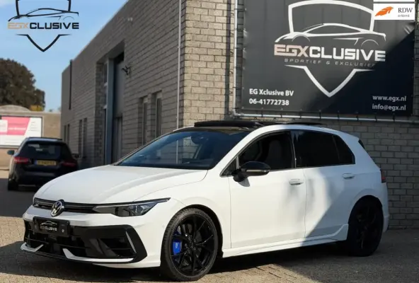 2.0 TSI 4Motion 8.5R Akra/Pano/H&K/HUD/ACC/Carplay