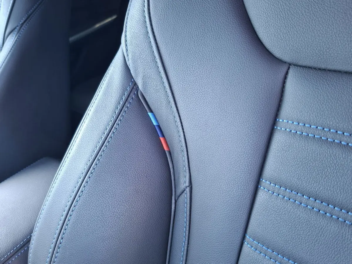 330e M-sport pakket / HUD / 360 camera / leer