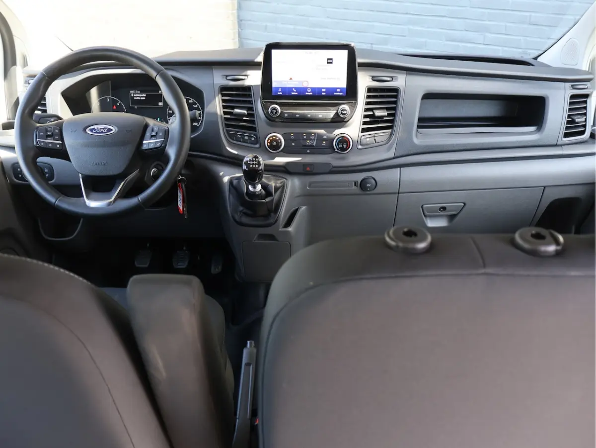 320 2.0 TDCI L2H1 Trend DC Haak | Camera | Carplay | Navi
