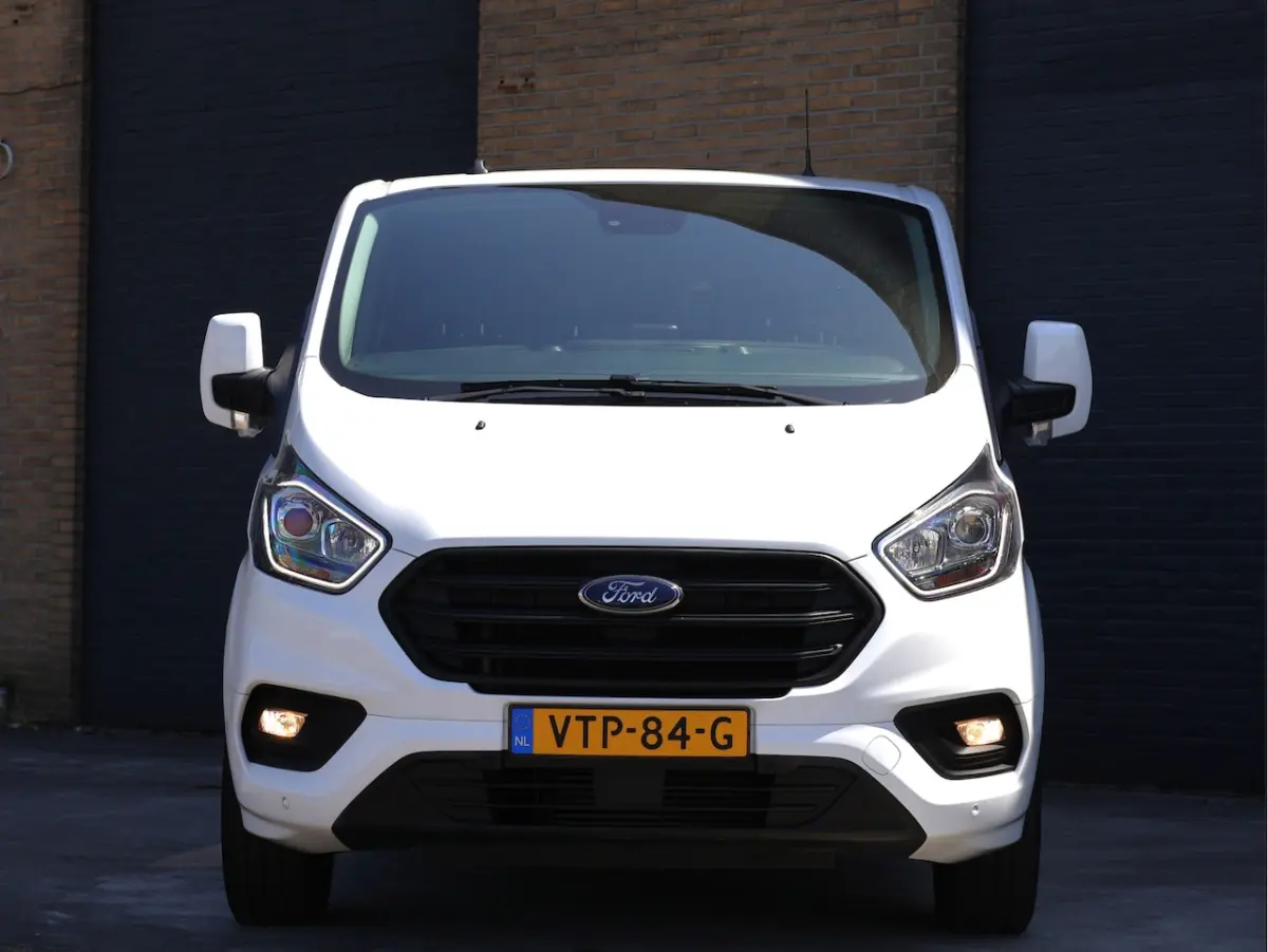 320 2.0 TDCI L2H1 Trend DC Haak | Camera | Carplay | Navi