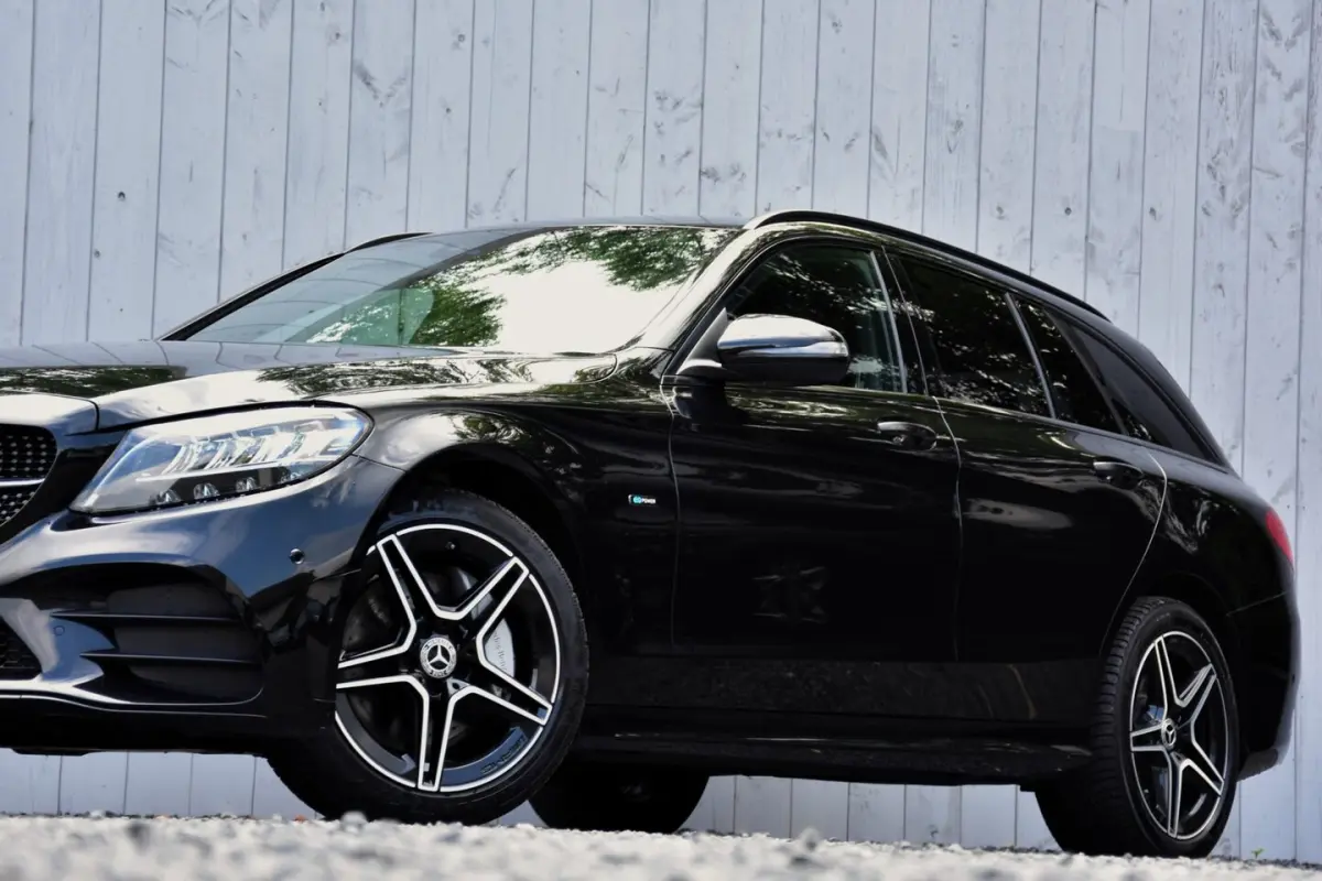 300 e Business Solution AMG Limited
