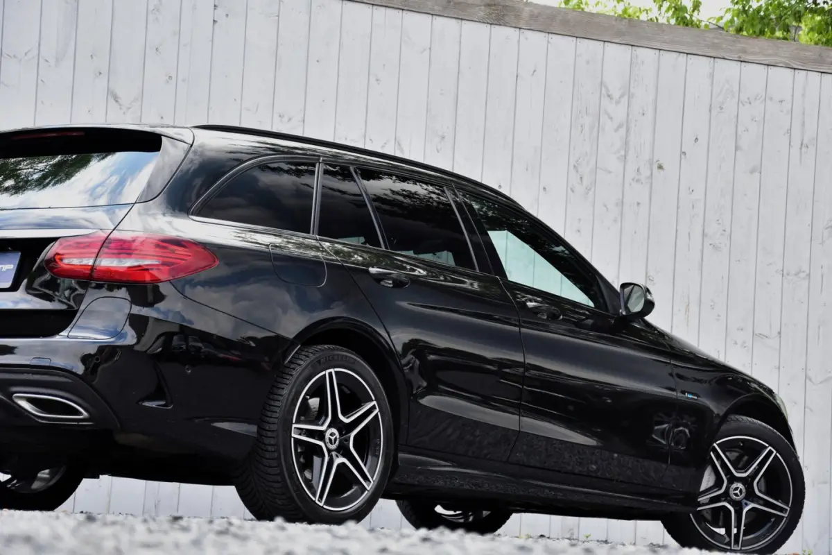 300 e Business Solution AMG Limited