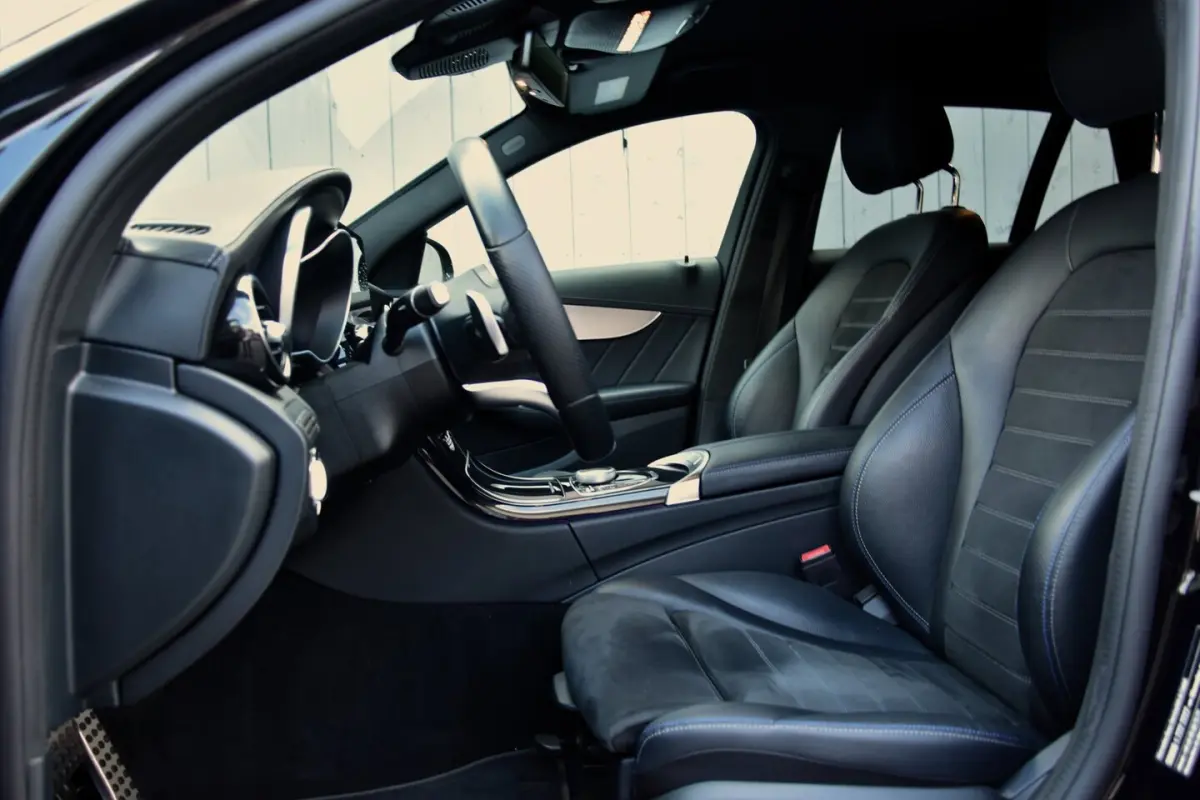 300 e Business Solution AMG Limited
