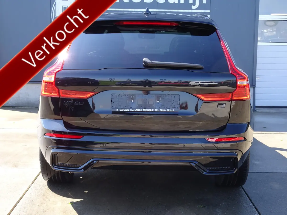 2.0 T6 Plug-in hybrid AWD Plus Black Edition