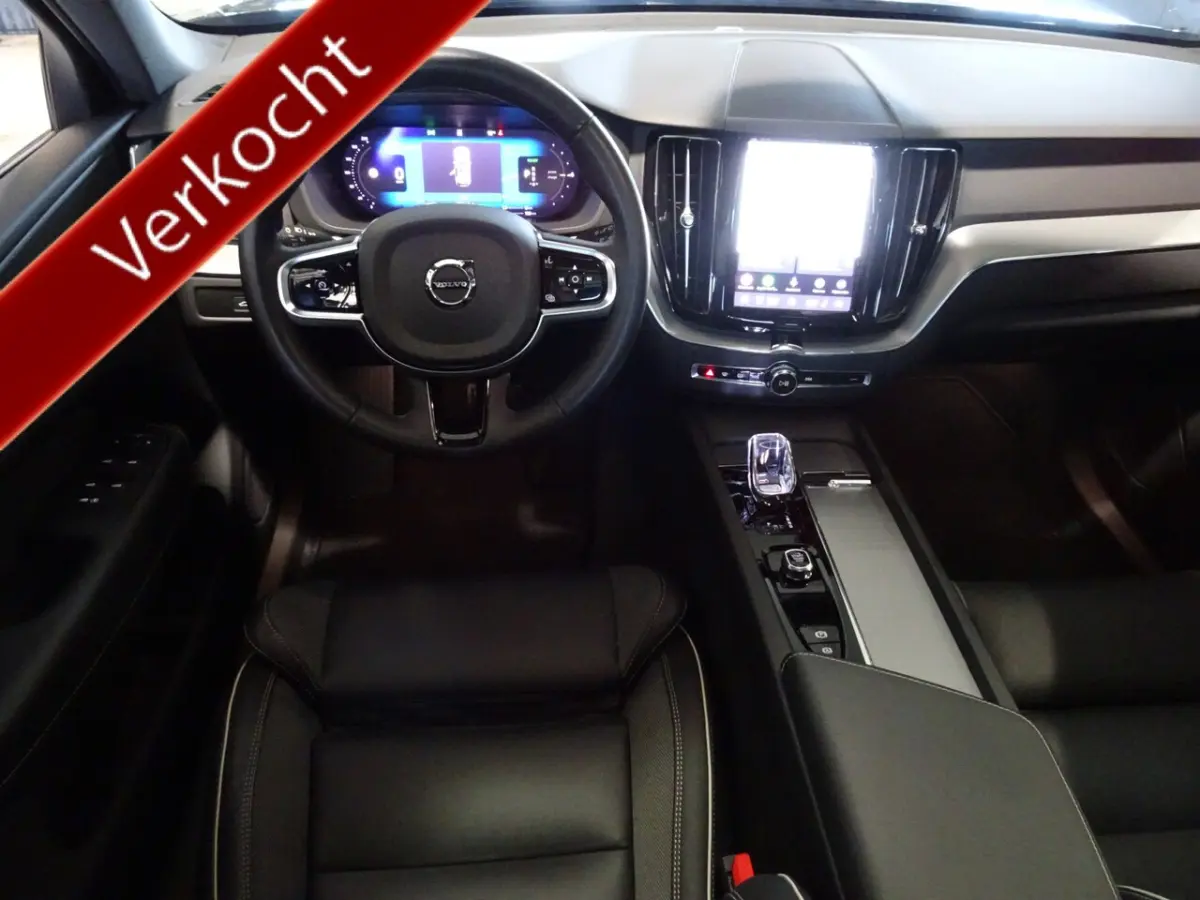 2.0 T6 Plug-in hybrid AWD Plus Black Edition