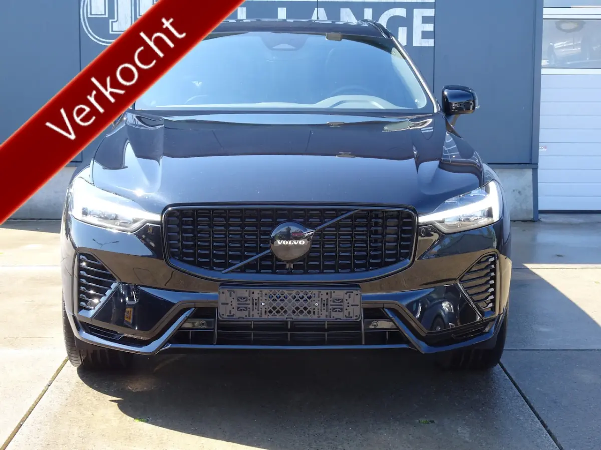 2.0 T6 Plug-in hybrid AWD Plus Black Edition
