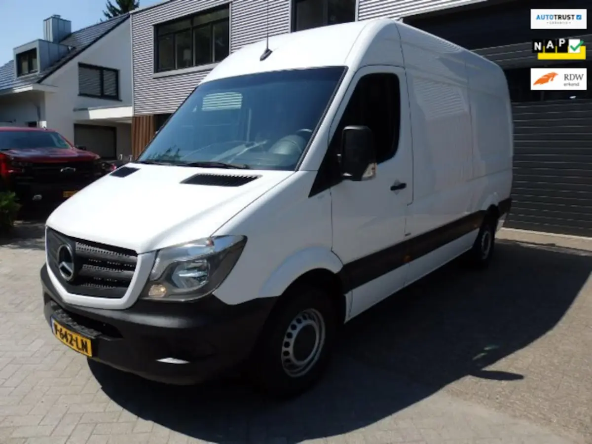 311 2.2 CDI 366 HD AUTOMAAT L2H2 AIRCO NAVI CRUISE TREKHAAK
