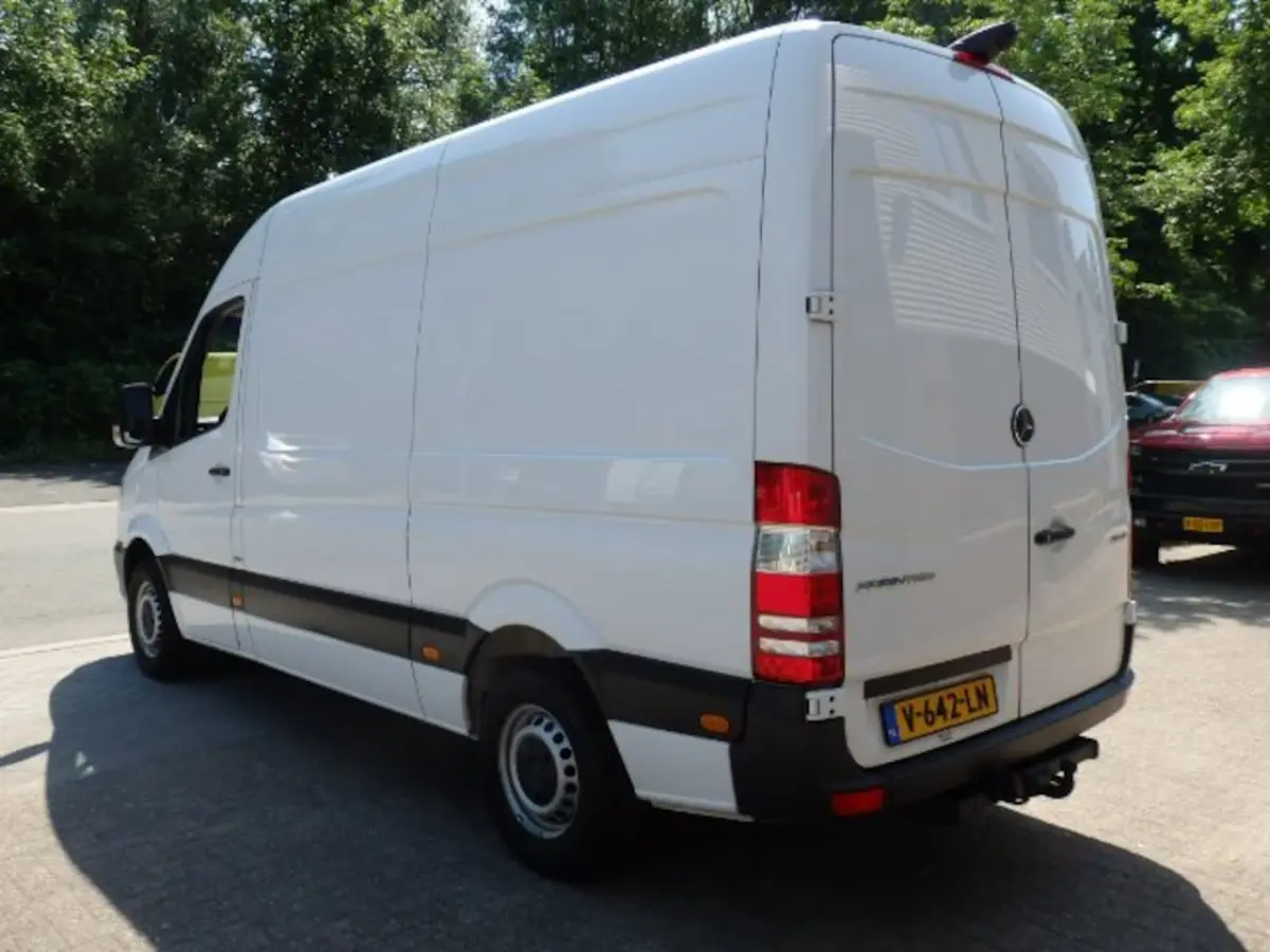 311 2.2 CDI 366 HD AUTOMAAT L2H2 AIRCO NAVI CRUISE TREKHAAK