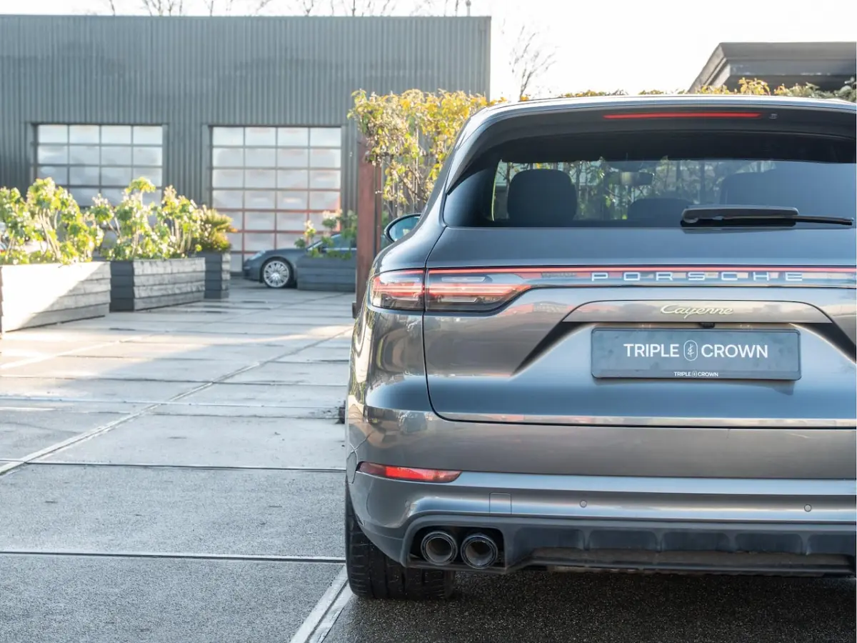 3.0 E-Hybrid | Sport Design | BTW | Panoramadak | Bose