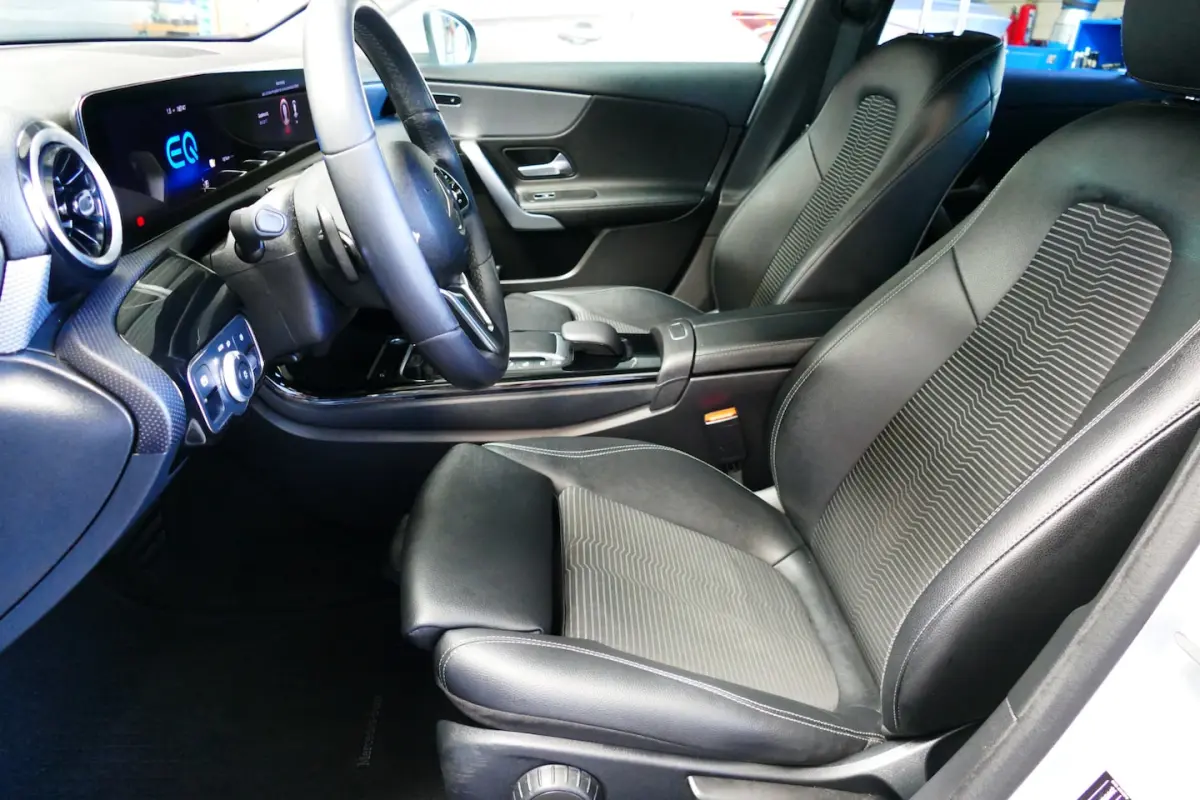 250 e Carplay/Android, Navi, Clima, StoelVerw, Full Led, Haak 1600kg