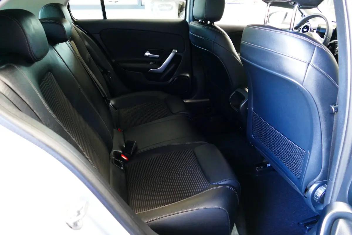 250 e Carplay/Android, Navi, Clima, StoelVerw, Full Led, Haak 1600kg