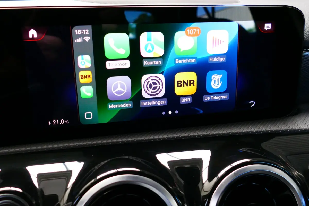 250 e Carplay/Android, Navi, Clima, StoelVerw, Full Led, Haak 1600kg
