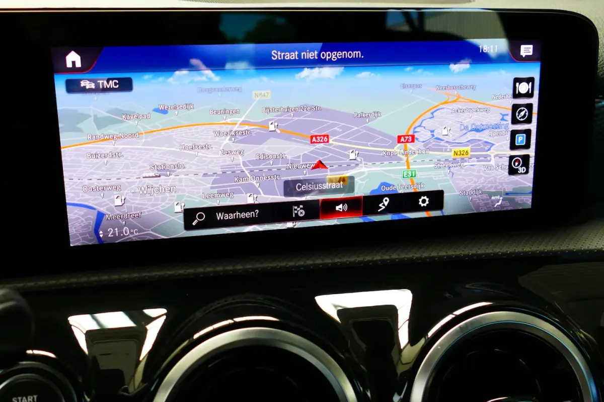 250 e Carplay/Android, Navi, Clima, StoelVerw, Full Led, Haak 1600kg