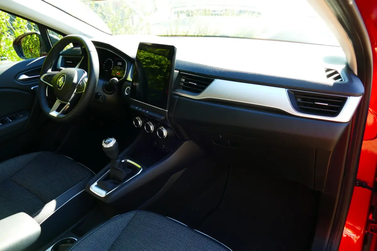 1.0 TCe 90 techno. Bi-Tone, Camera, Navi, Clima, Cruise, 17"LMV