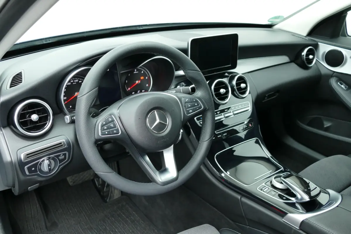 200 CDI Premium Plus. Half Leer, Led Koplampen, Stoelverw, Navi, 17"LMV