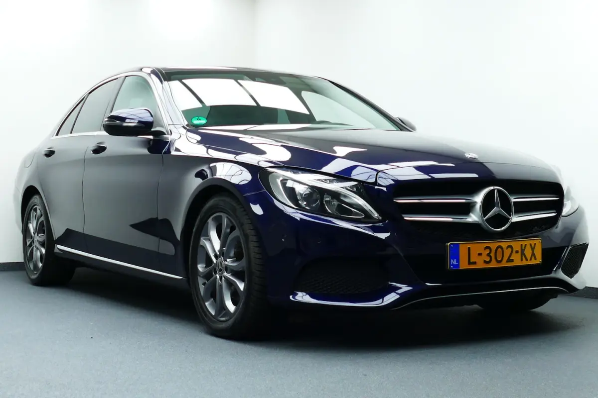 200 CDI Premium Plus. Half Leer, Led Koplampen, Stoelverw, Navi, 17"LMV