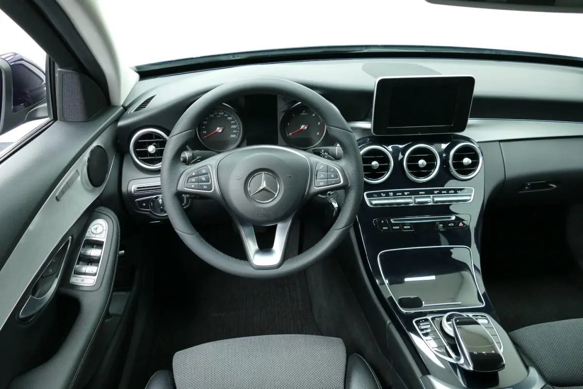200 CDI Premium Plus. Half Leer, Led Koplampen, Stoelverw, Navi, 17"LMV