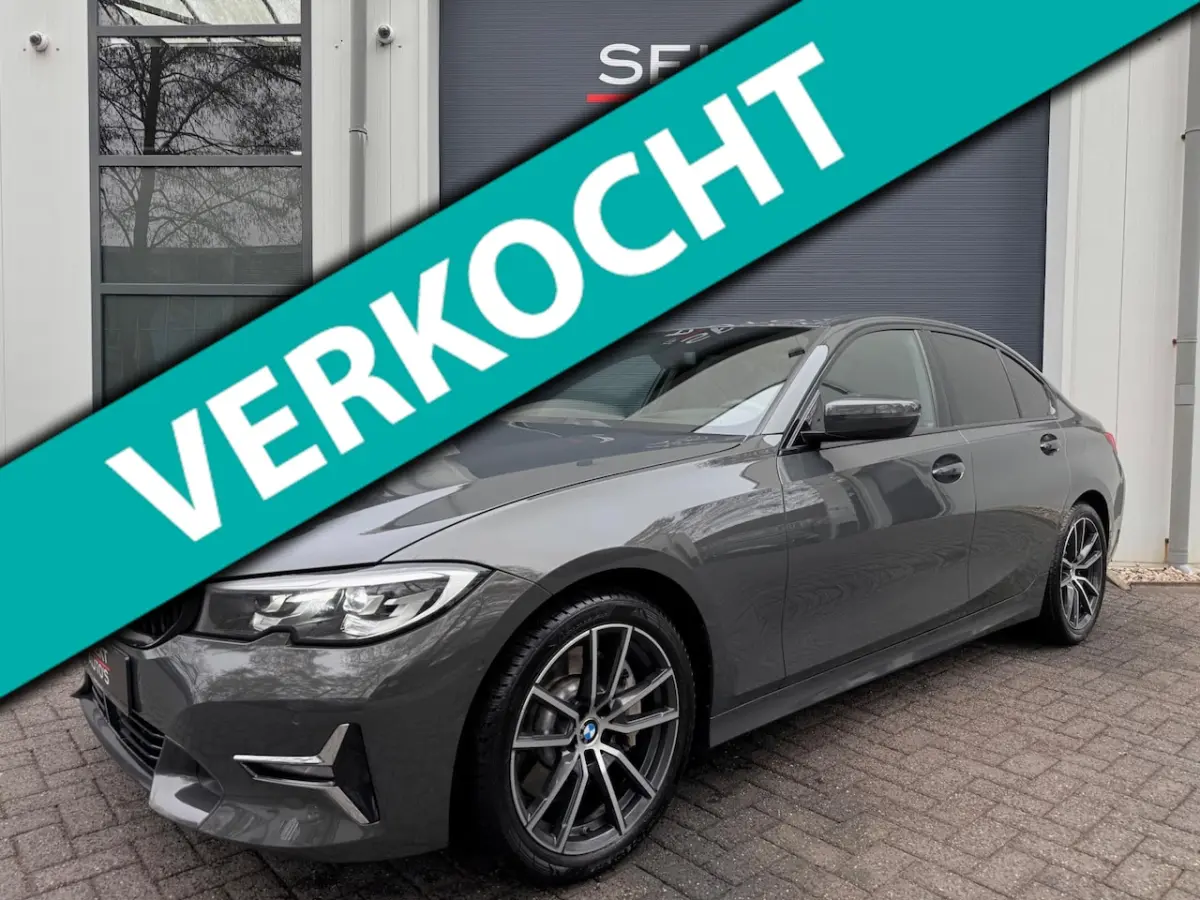 330i Executive Edition M Aut. Leder/Head Up/LED/Car Play/Climate/Cruise/18 Inch/Camera/Key