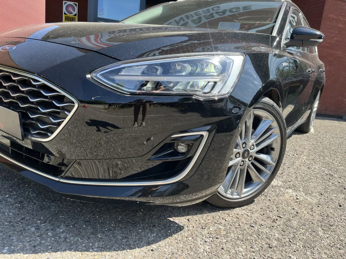 1.5 EcoBoost Vignale // LEDER+ELEK STOEL // SCHUIF-KANTELDAK // HEAD-UP DISPLAY // B&O SOU
