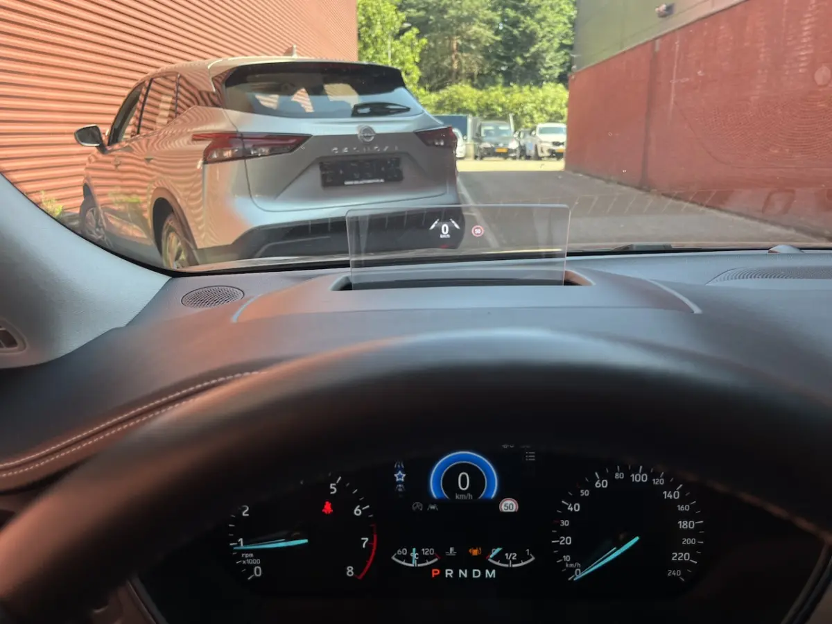 1.5 EcoBoost Vignale // LEDER+ELEK STOEL // SCHUIF-KANTELDAK // HEAD-UP DISPLAY // B&O SOU