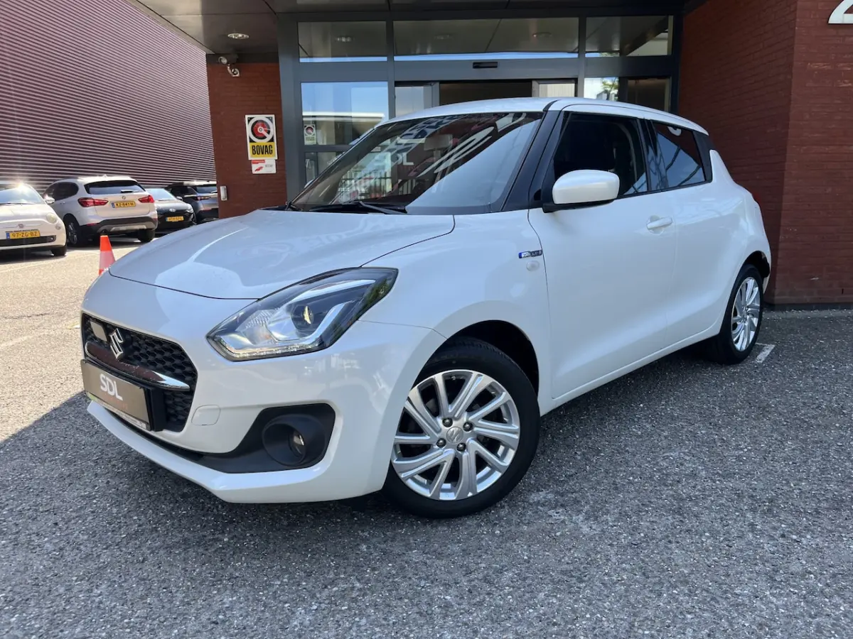 1.2 Style Smart Hybrid // DODEHOEK // ADAPT. CRUISE // CAMERA+SENSOREN // STOELVERWARMING