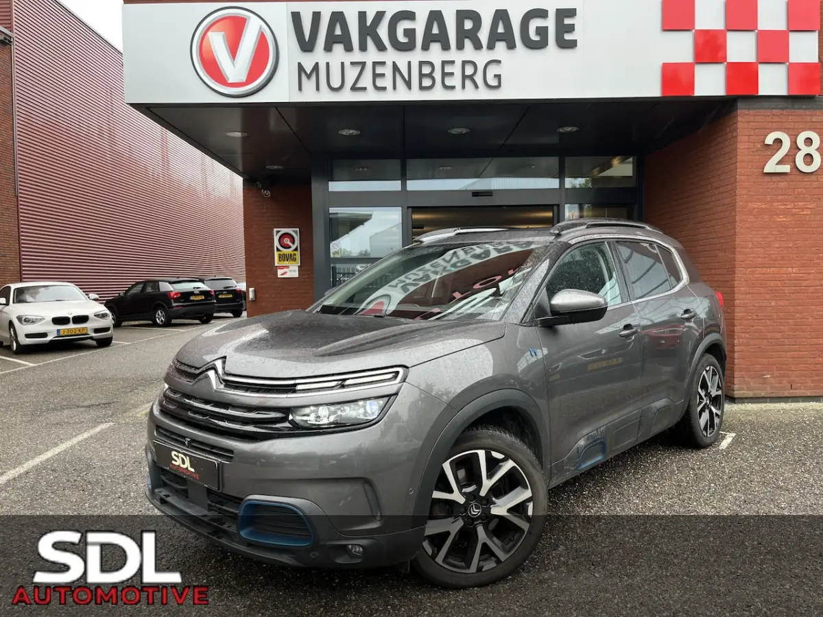 1.6 Plug-in Hybrid 225 Shine // SCHUIF-KANTELDAK // LEDER+ELEK. STOEL // ADAPT. CRUISE //