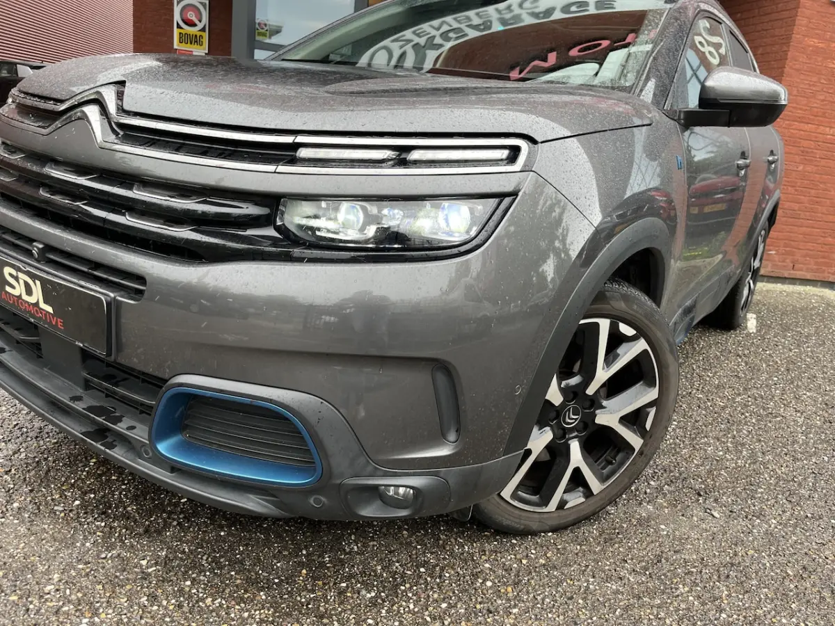 1.6 Plug-in Hybrid 225 Shine // SCHUIF-KANTELDAK // LEDER+ELEK. STOEL // ADAPT. CRUISE //