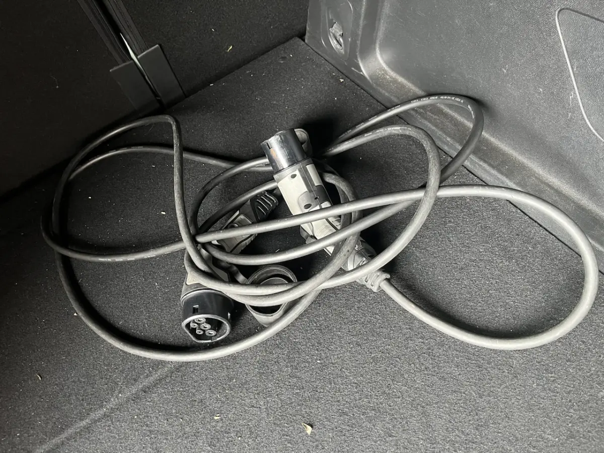1.6 Plug-in Hybrid 225 Shine // SCHUIF-KANTELDAK // LEDER+ELEK. STOEL // ADAPT. CRUISE //