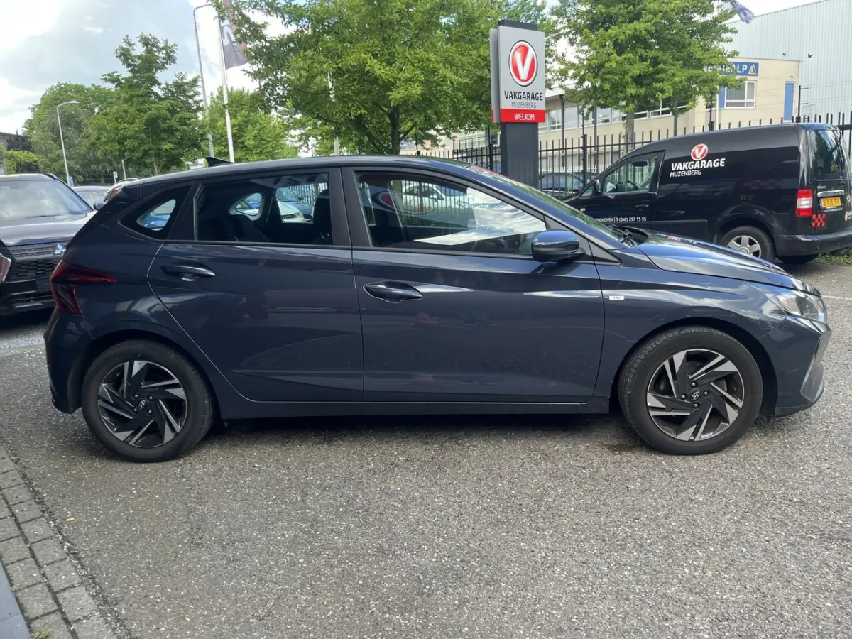 1.0 T-GDI Comfort Smart // CAMERA+SENSOREN // CRUISE // NAVI+CARPLAY // AIRCO //