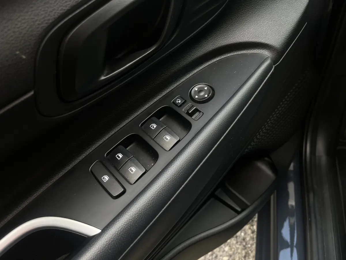 1.0 T-GDI Comfort Smart // CAMERA+SENSOREN // CRUISE // NAVI+CARPLAY // AIRCO //