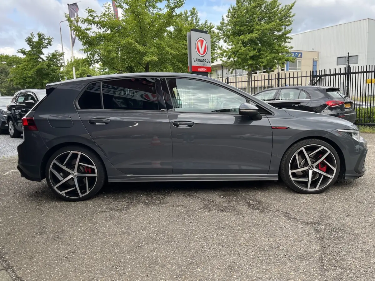 2.0 TSI GTI // ADAPT. CRUISE // SCHUIF-KANTELDAK // DODEHOEK // VIRTUAL COCKPIT // CAMERA+