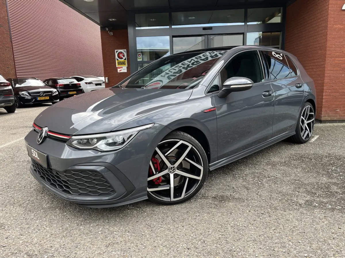2.0 TSI GTI // ADAPT. CRUISE // SCHUIF-KANTELDAK // DODEHOEK // VIRTUAL COCKPIT // CAMERA+