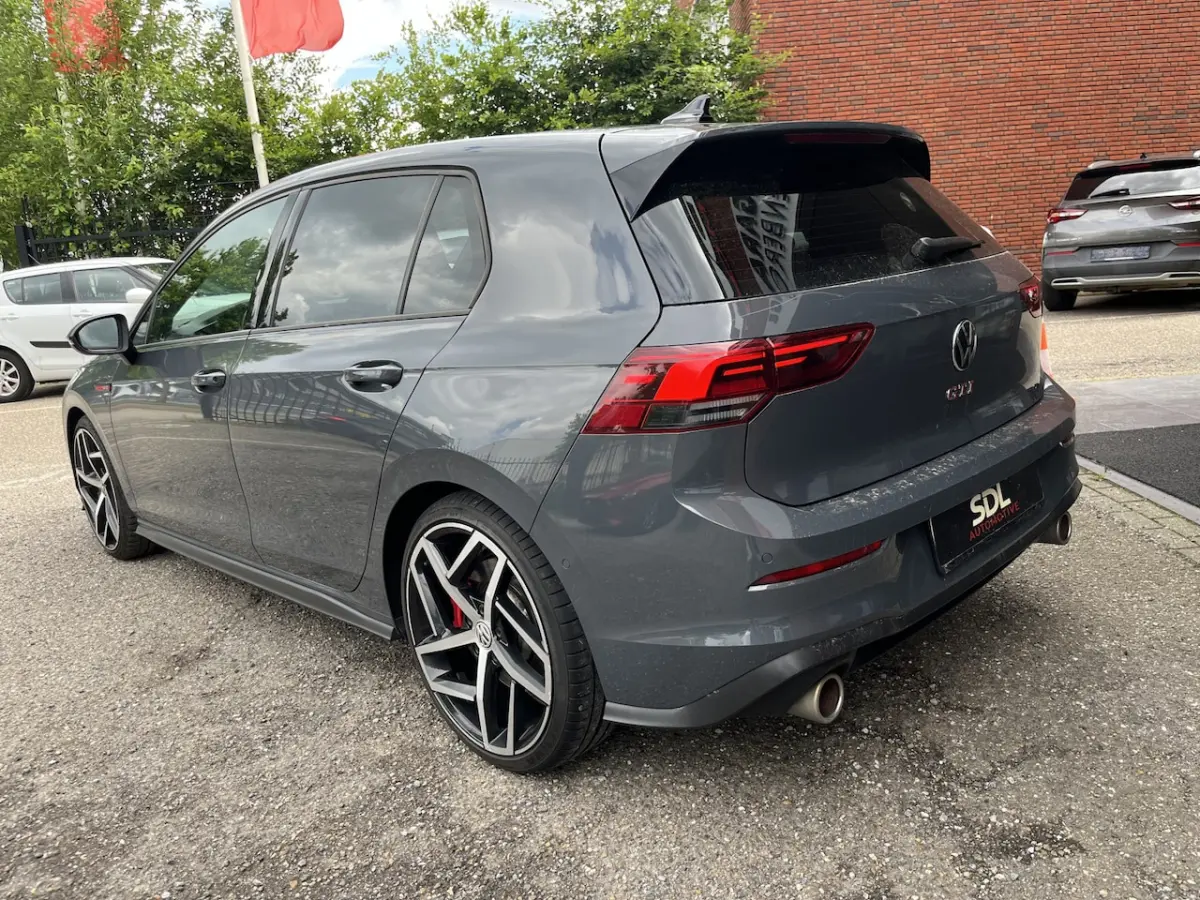 2.0 TSI GTI // ADAPT. CRUISE // SCHUIF-KANTELDAK // DODEHOEK // VIRTUAL COCKPIT // CAMERA+