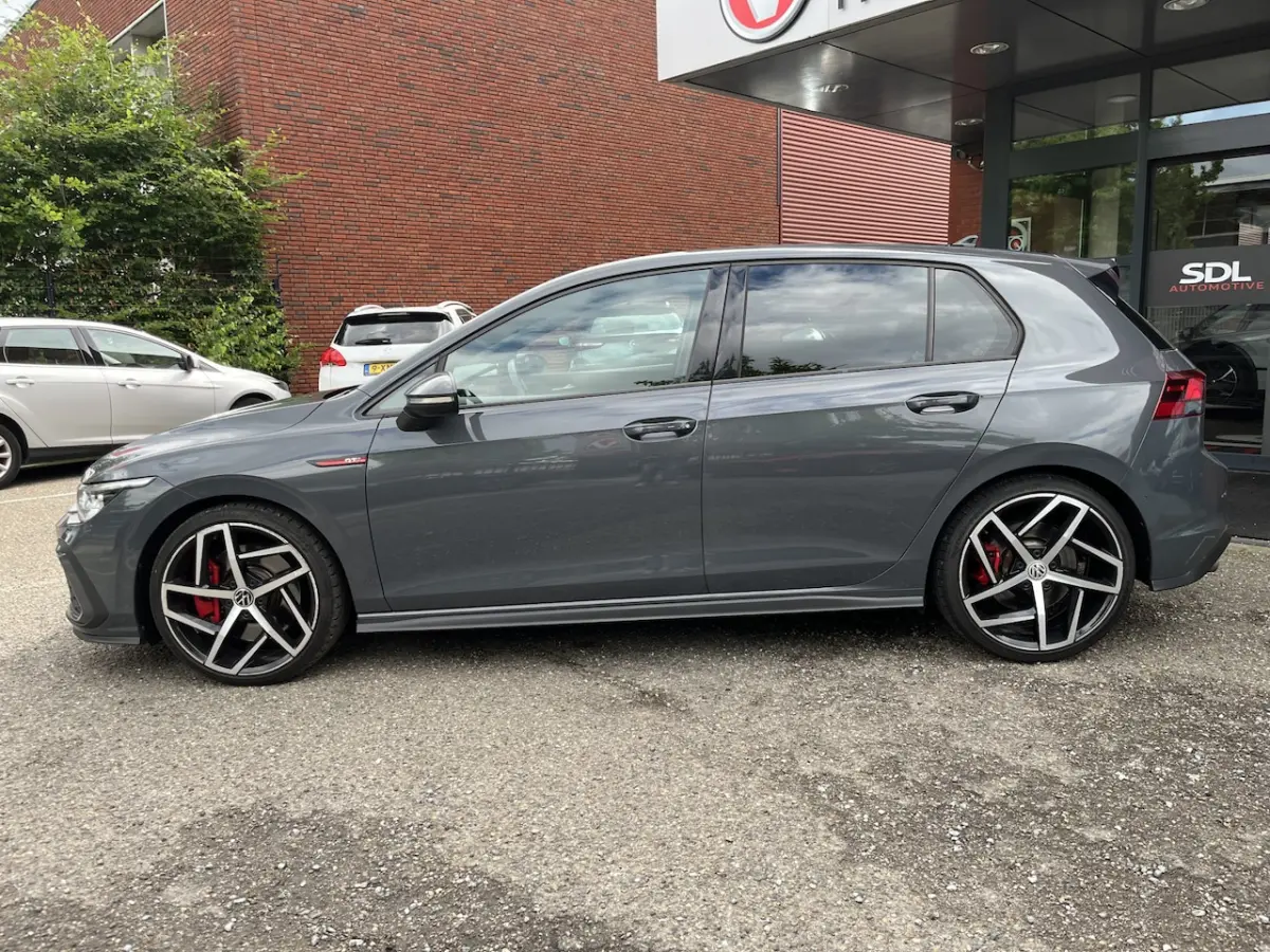 2.0 TSI GTI // ADAPT. CRUISE // SCHUIF-KANTELDAK // DODEHOEK // VIRTUAL COCKPIT // CAMERA+