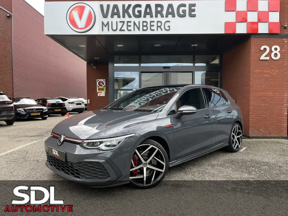 2.0 TSI GTI // ADAPT. CRUISE // SCHUIF-KANTELDAK // DODEHOEK // VIRTUAL COCKPIT // CAMERA+