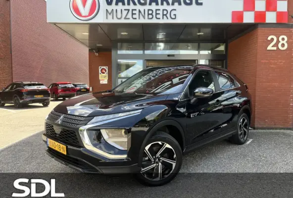 2.4 PHEV Intense // LED // CAMERA // KEYLESS // APPLE CARPLAY / ANDROID AUTO // CLIMA // S