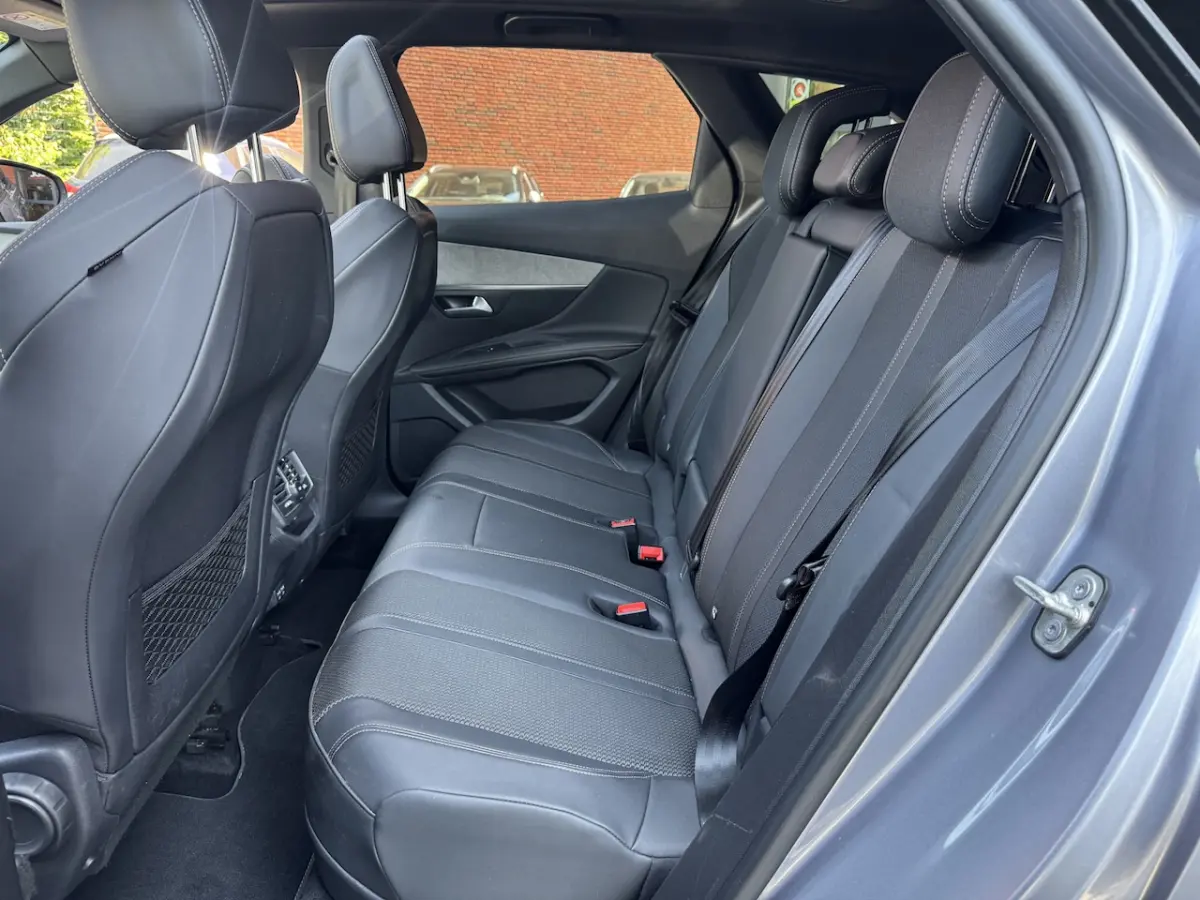1.6 HYbrid 225 GT // SCHUIF-KANTELDAK // ADAPT. CRUISE // DODEHOEK // ELEK. ACHTERKLEP //