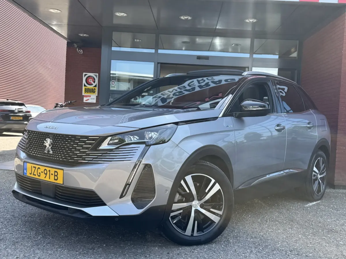 1.6 HYbrid 225 GT // SCHUIF-KANTELDAK // ADAPT. CRUISE // DODEHOEK // ELEK. ACHTERKLEP //