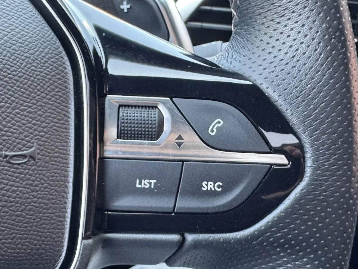 1.6 HYbrid 225 GT // SCHUIF-KANTELDAK // ADAPT. CRUISE // DODEHOEK // ELEK. ACHTERKLEP //