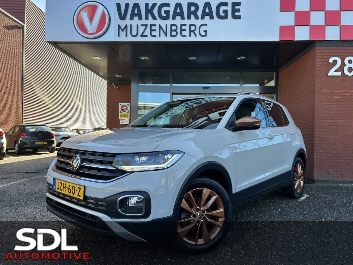 1.5 TSI Style // FULL LED // ADAP. CRUISE // VIRTUAL COCKPIT // CAMERA+SENSOREN // KEYLESS