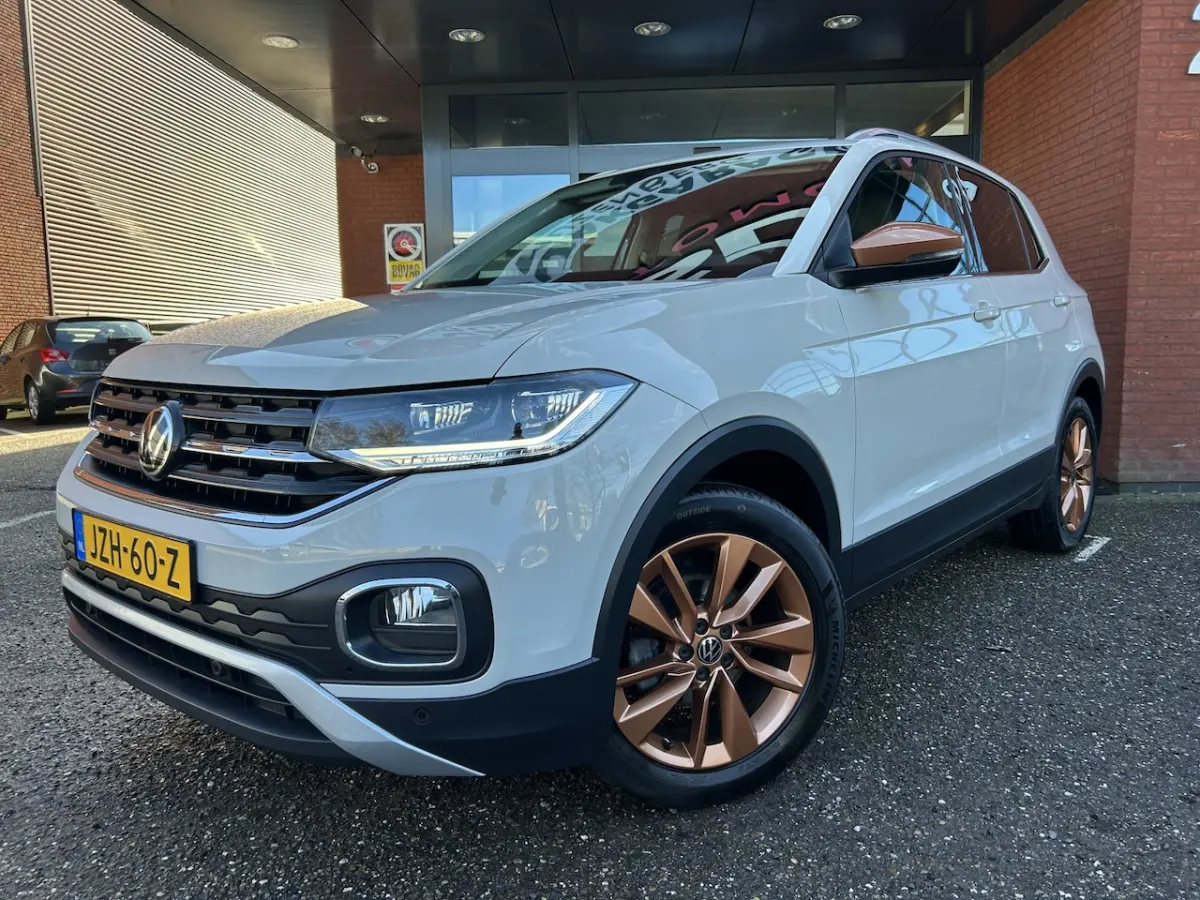 1.5 TSI Style // FULL LED // ADAP. CRUISE // VIRTUAL COCKPIT // CAMERA+SENSOREN // KEYLESS