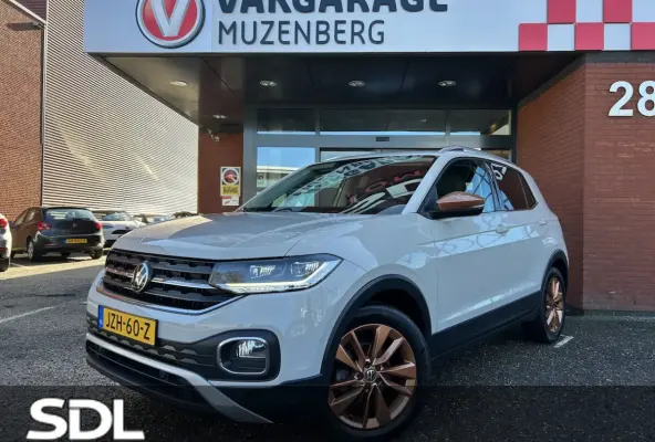 1.5 TSI Style // FULL LED // ADAP. CRUISE // VIRTUAL COCKPIT // CAMERA+SENSOREN // KEYLESS