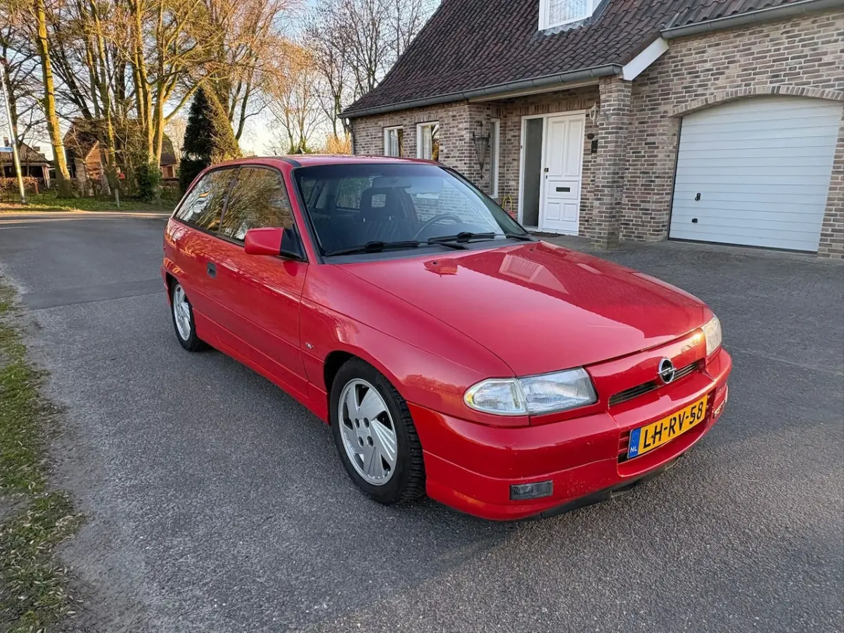 Opel Astra 1995 Benzine Automatisch leasen