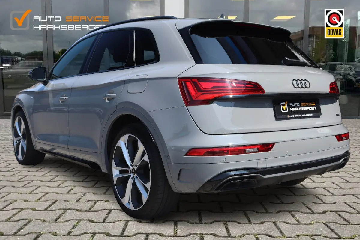55 TFSI e S-Line Competition | 21 Inch | RS Stoelen | Luchtvering |