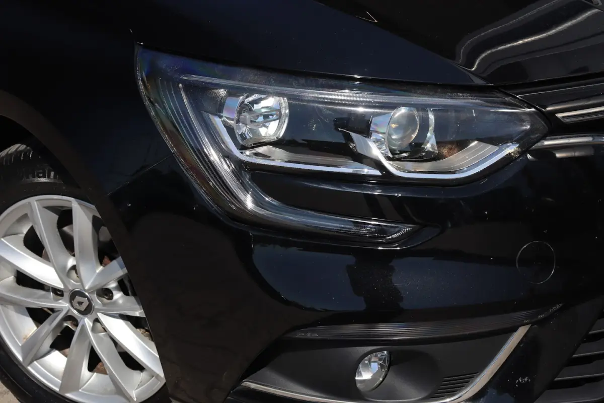 1.2 TCe Zen | Keyless | DAB | Leder/Alcantara |